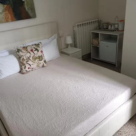 فندق مبيت وإفطار Casa Del Sole Ossuccio