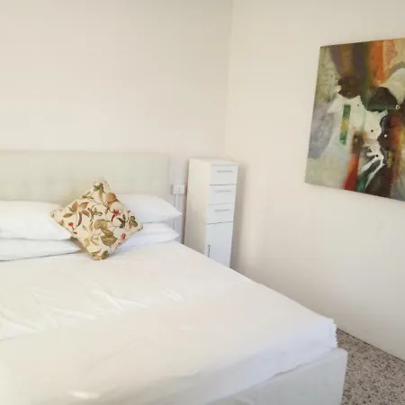 Alojamento de Acomodação e Pequeno-almoço Casa Del Sole 3*